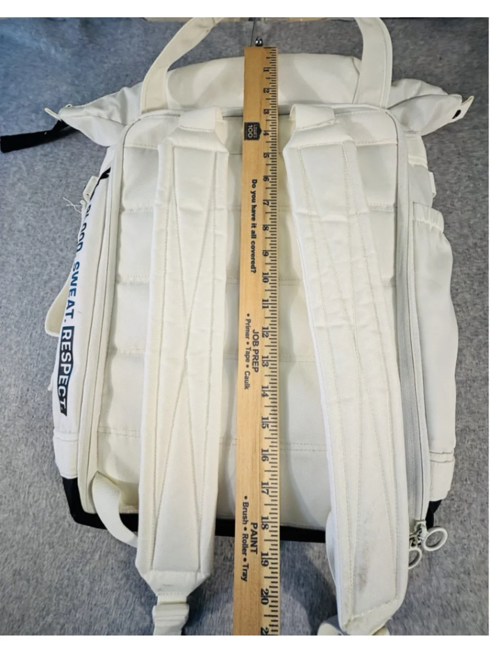 Under Armour Project Rock Box Duffle Backpack White Gym Bag 1364189 21.9L
